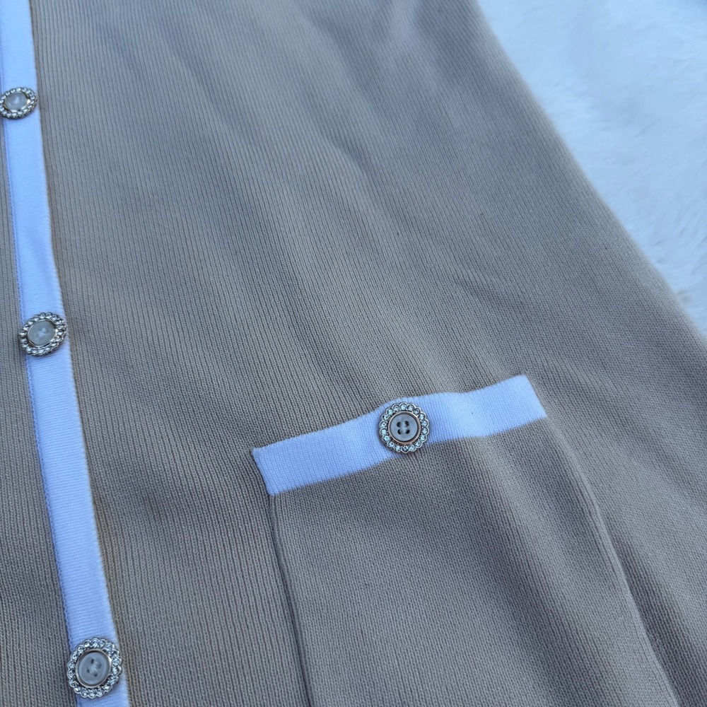 ZESICA Tan White Knit Button Front Midi Dress Rhinestone Buttons Preppy Small - Picture 4 of 8